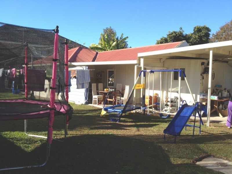 2 Haughton Street, Carramar NSW 2163