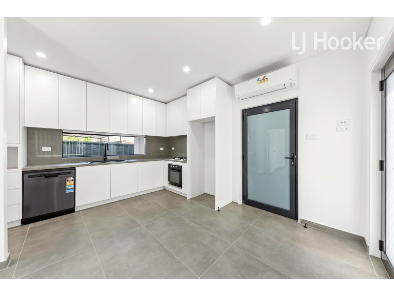 61 Bourke St, Smithfield NSW 2164