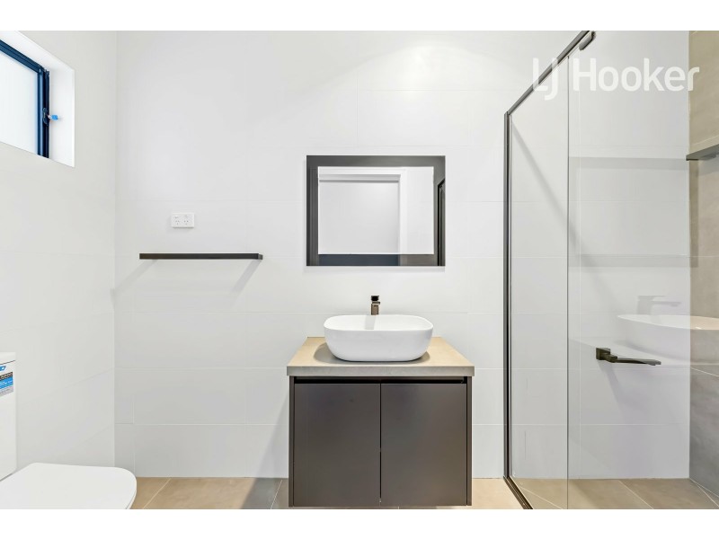 61 Bourke St, Smithfield NSW 2164