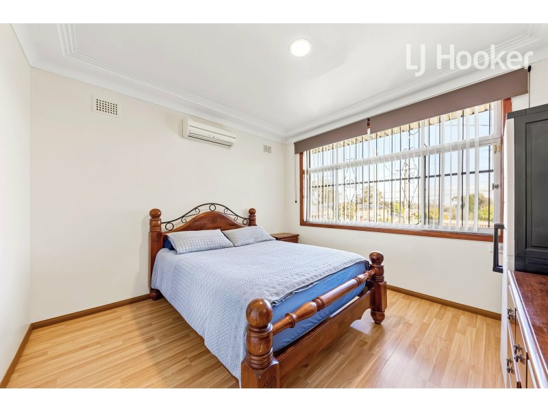 61 Bourke St, Smithfield NSW 2164
