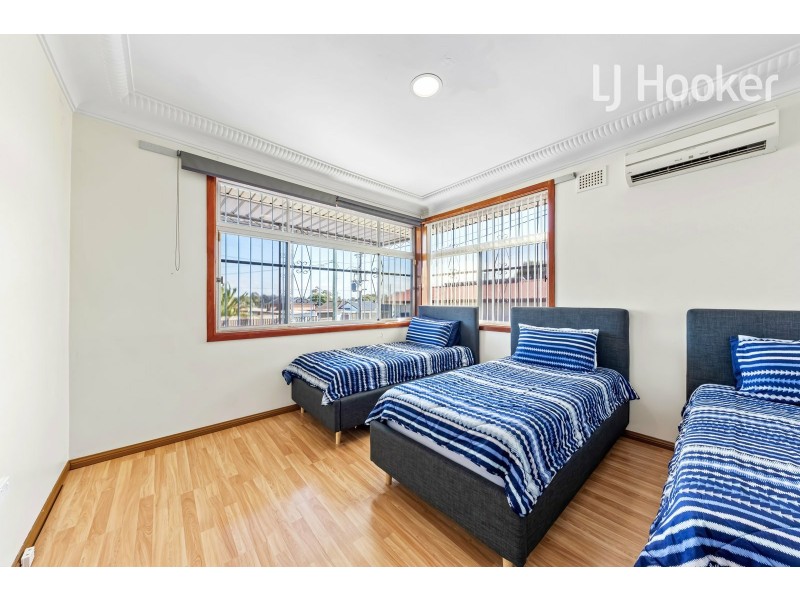 61 Bourke St, Smithfield NSW 2164