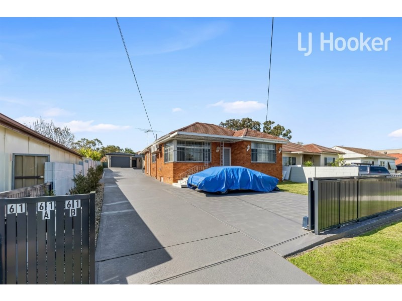 61 Bourke St, Smithfield NSW 2164