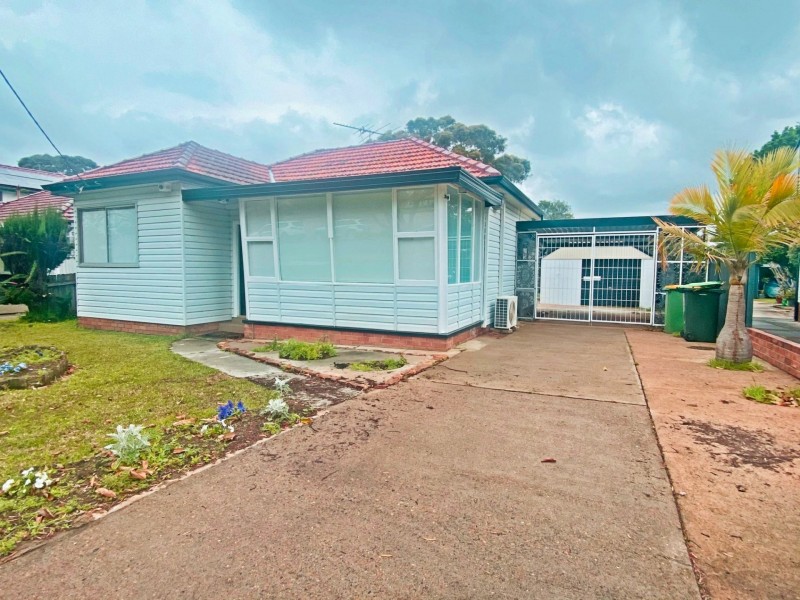 39 Munro St, Sefton NSW 2162
