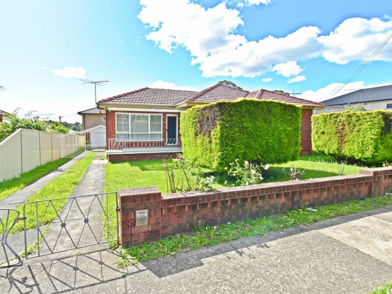 155 Meadows Rd, Mount Pritchard NSW 2170