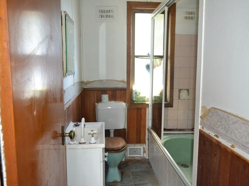 47 Moonshine Avenue, Cabramatta NSW 2166