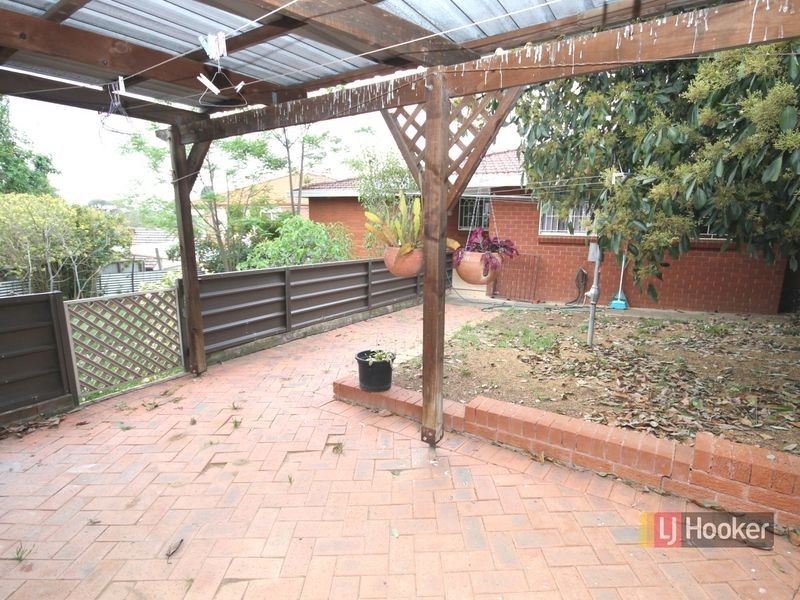 6 Hillside Road, Blacktown NSW 2148