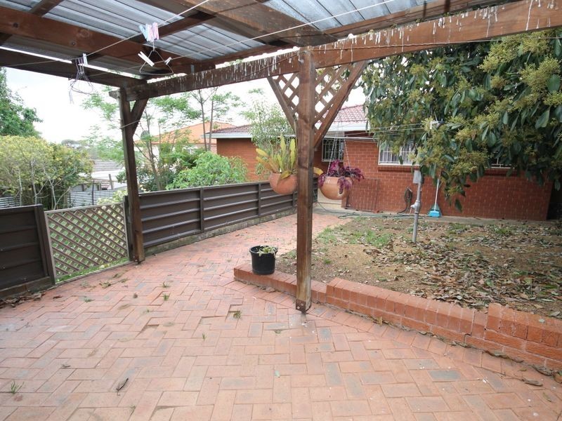 6 Hillside Road, Blacktown NSW 2148