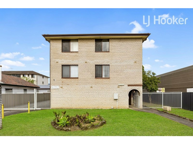 1/12 Pevensey St, Canley Vale NSW 2166