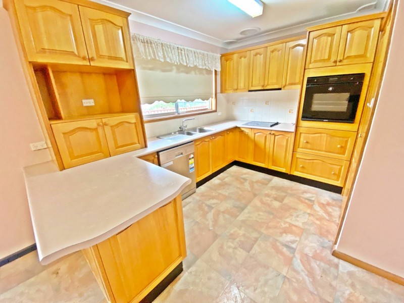 1 GLADSTONE ST, Canley Heights NSW 2166