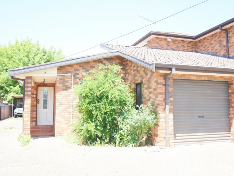 2/73 The Avenue, Canley Vale NSW 2166