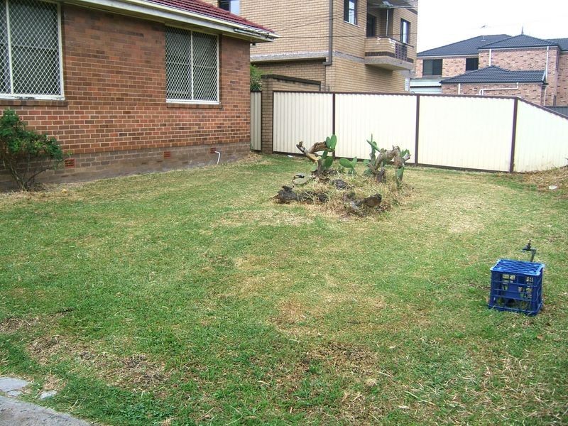 12 Gilbert Street, Cabramatta NSW 2166