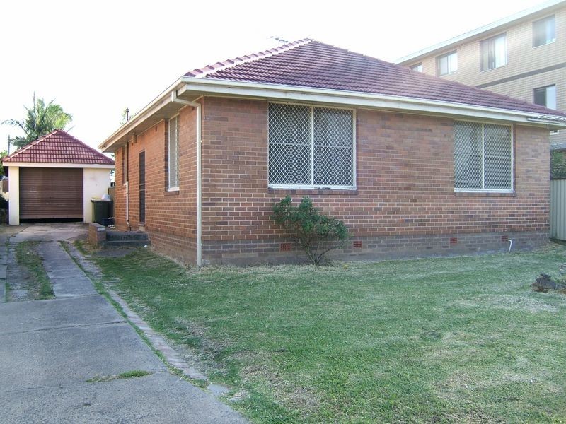 12 Gilbert Street, Cabramatta NSW 2166