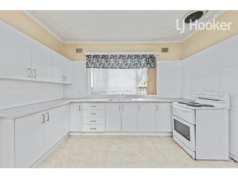 173 Gladstone St, Cabramatta NSW 2166