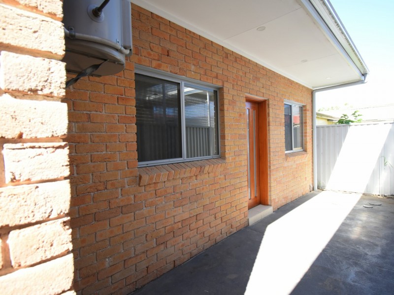 54C Derria, Canley Heights NSW 2166