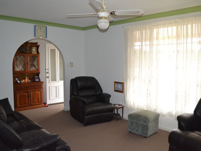 1/137 Edensor Road, Edensor Park NSW 2176
