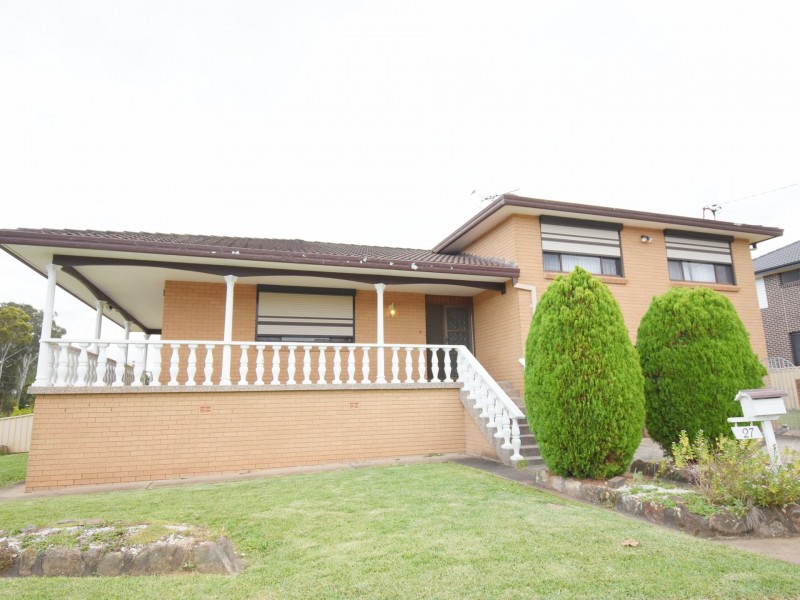27 Old Liverpool rd, Lansvale NSW 2166