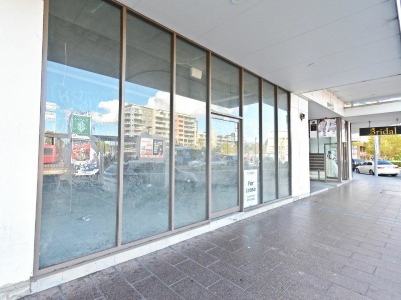 2/99 The Crescent, Fairfield NSW 2165