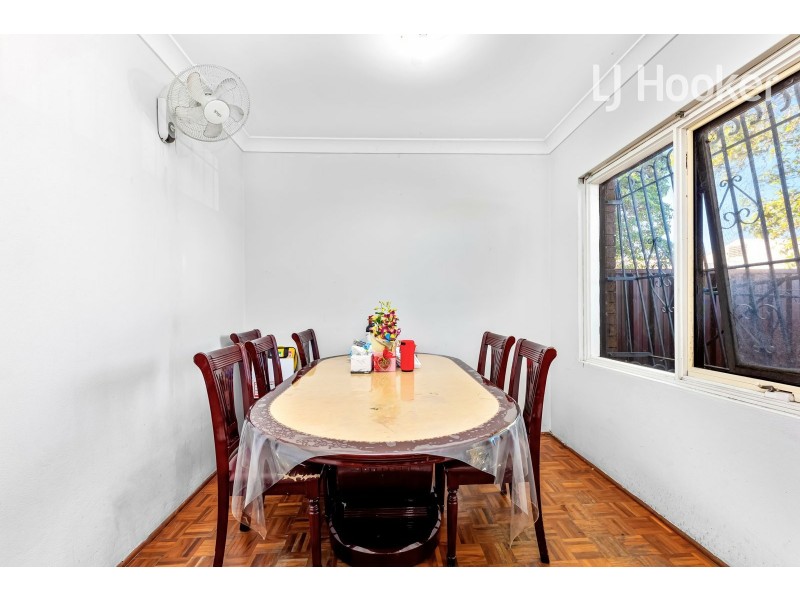 4/25 Longfield St, Cabramatta NSW 2166