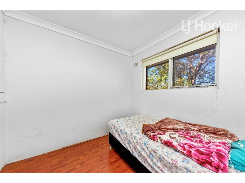 4/25 Longfield St, Cabramatta NSW 2166