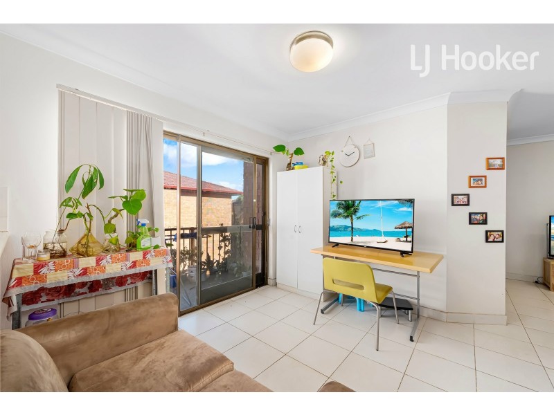 8/4 Equity Pl, Canley Vale NSW 2166
