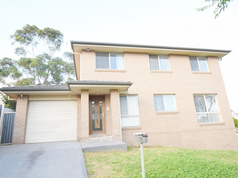 4 Boyd, Eagle Vale NSW 2558