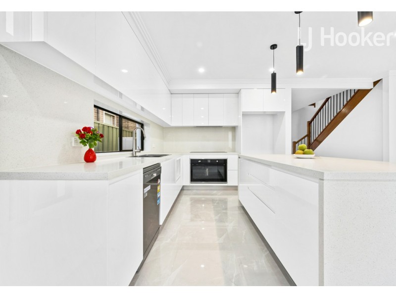 30 Avenel St, Canley Vale NSW 2166