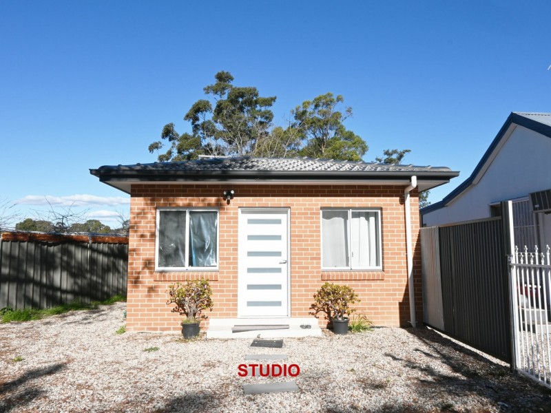 24 Fraser Rd, Canley Vale NSW 2166