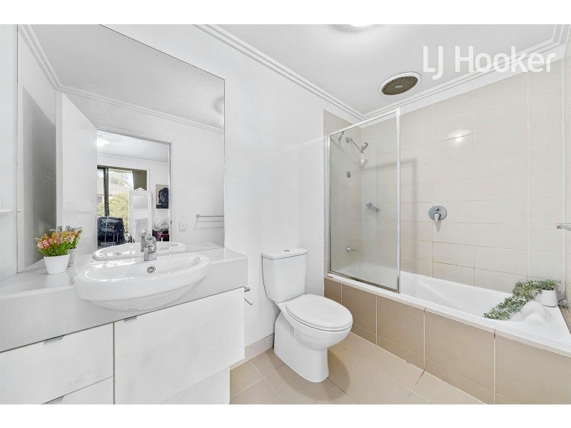 19 Newleaf Pde, Bonnyrigg NSW 2177