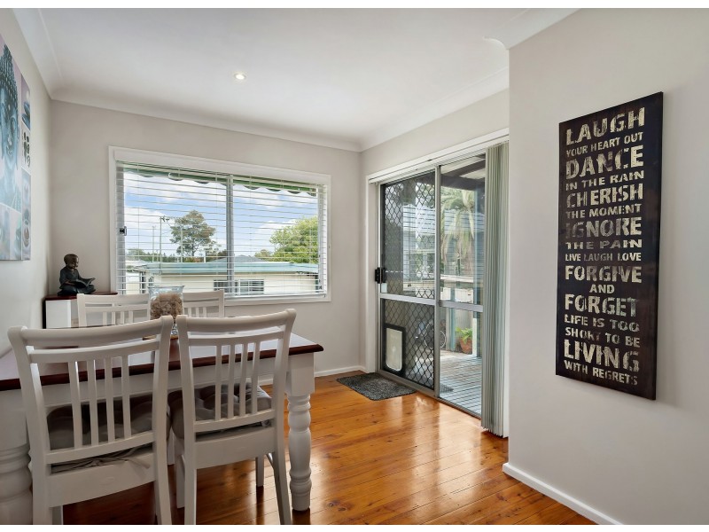 18 Buttaba Ave, Belmont North NSW 2280