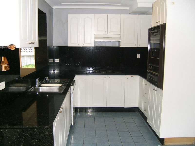 421 Hamilton Road, Fairfield West NSW 2165