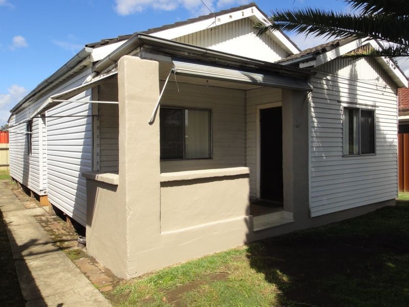 2 Warwick Street, Punchbowl NSW 2196