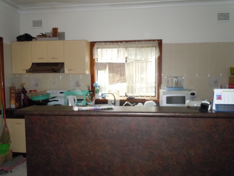 8 Mittiamo Street, Canley Heights NSW 2166