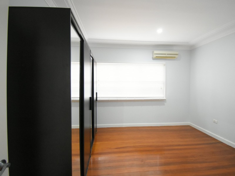 96 Meadows Rd, Mount Pritchard NSW 2170