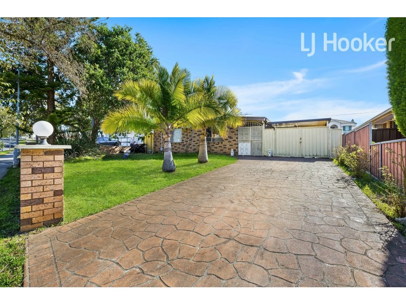 40 Gloucester St, Bonnyrigg Heights NSW 2177