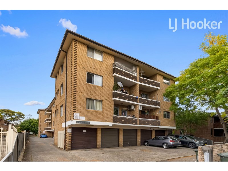 14/60 Mcburney Rd, Cabramatta NSW 2166