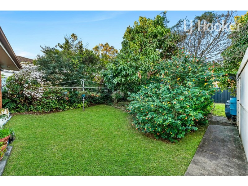 6 Stuart St, Canley Vale NSW 2166