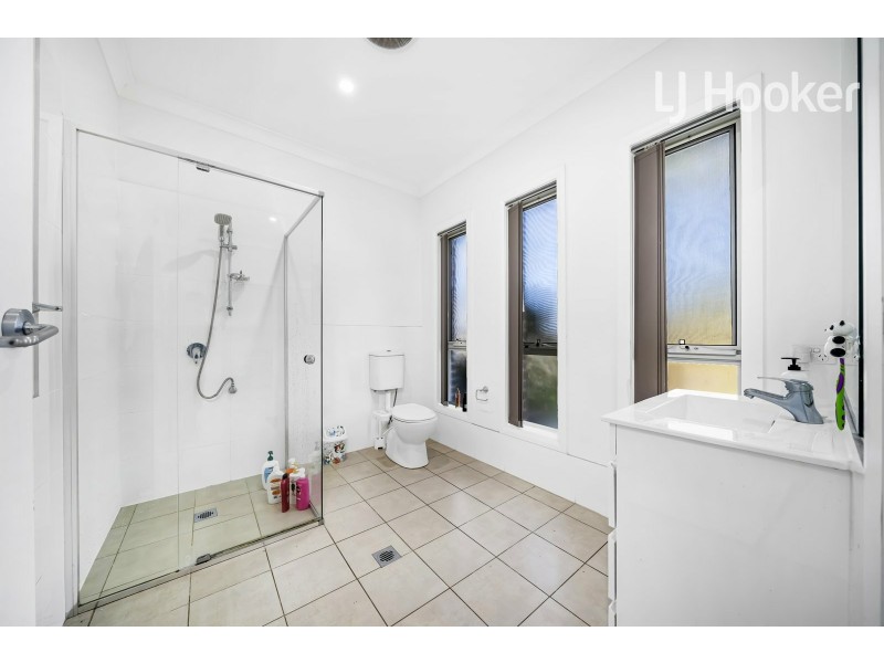 620 Polding St, Bossley Park NSW 2176