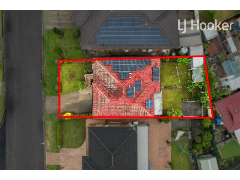 43 Oliveri Cr, Green Valley NSW 2168