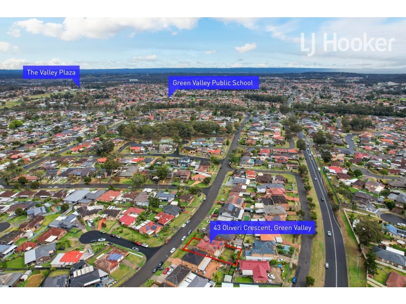 43 Oliveri Cr, Green Valley NSW 2168