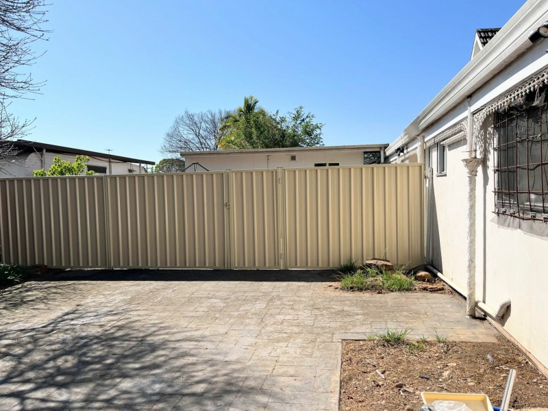 316a Polding St, Smithfield NSW 2164