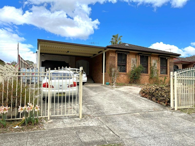 14 Game street, Bonnyrigg NSW 2177