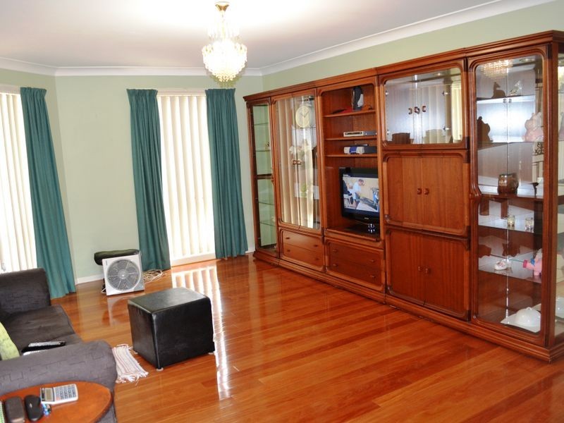 Fairfield East NSW 2165