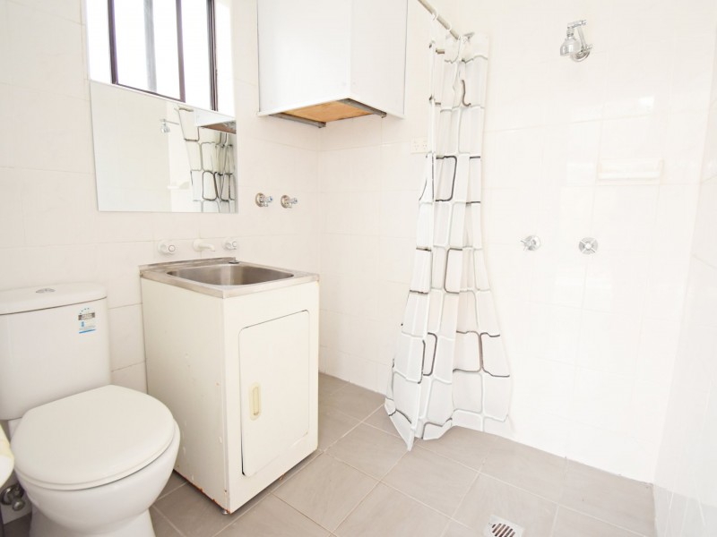 18 Phillip Ave, Cabramatta NSW 2166