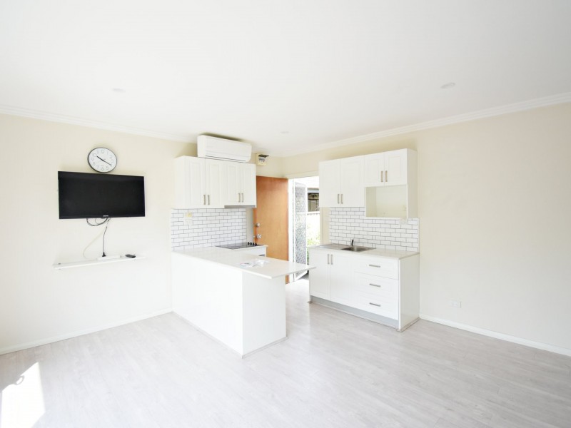 18 A Phillip Ave, Cabramatta NSW 2166