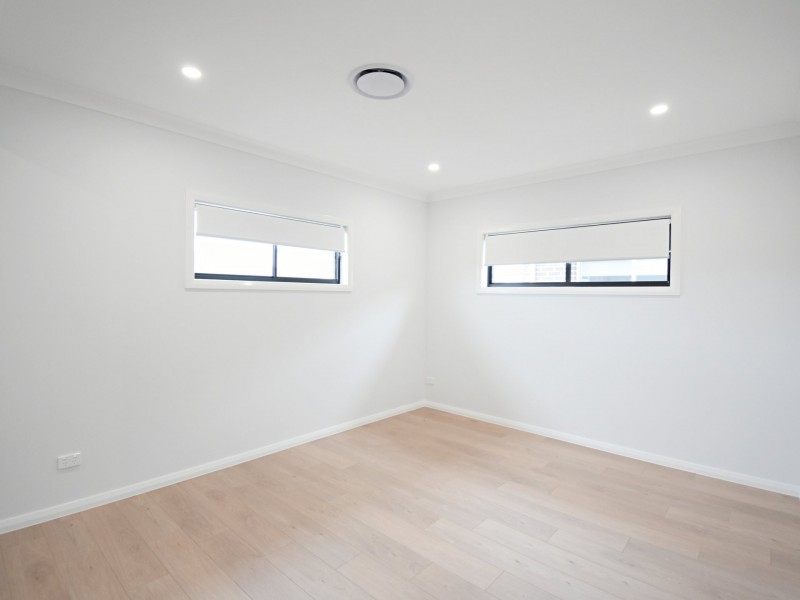 39 Arbutus st, Canley Heights NSW 2166