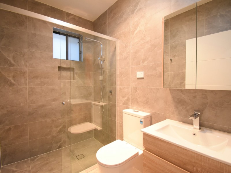 39 Arbutus st, Canley Heights NSW 2166