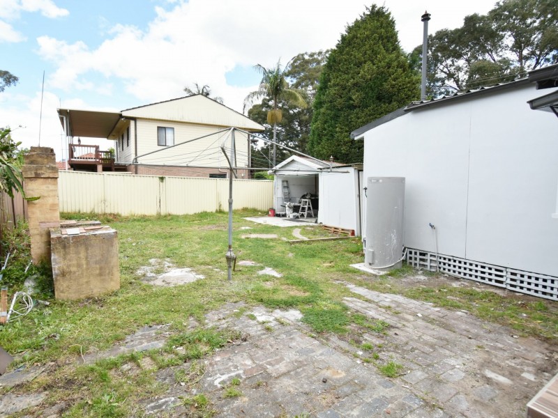 116 Mitchell St, Carramar NSW 2163