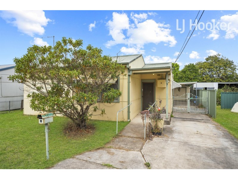 3 + 5 Waratah St, St Marys NSW 2760