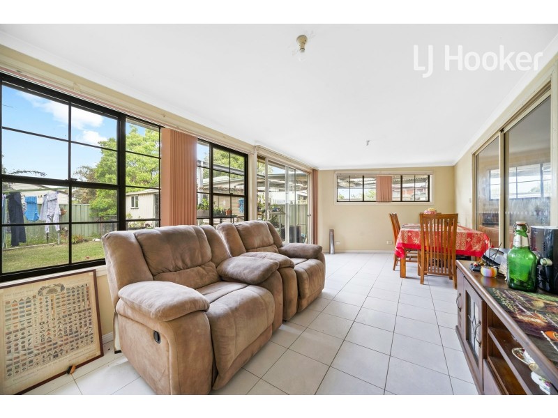 3 + 5 Waratah St, St Marys NSW 2760