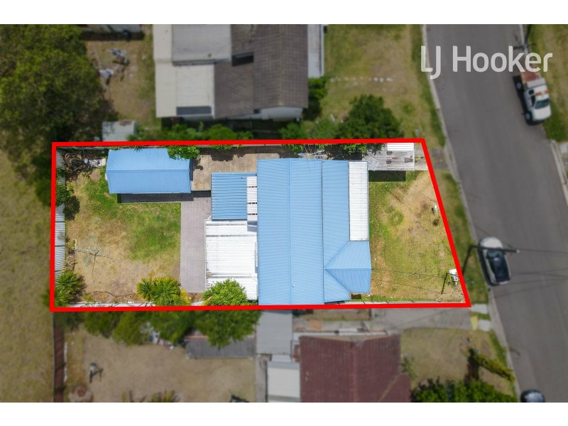 8 Stroker St, Canley Heights NSW 2166